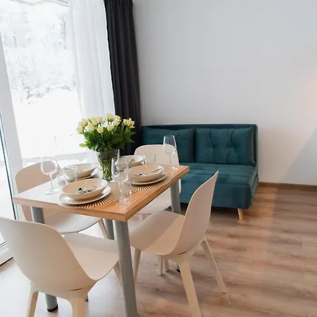 Swierkowy 5 Dolina Szczescia Invest 스클라르스카포렘바