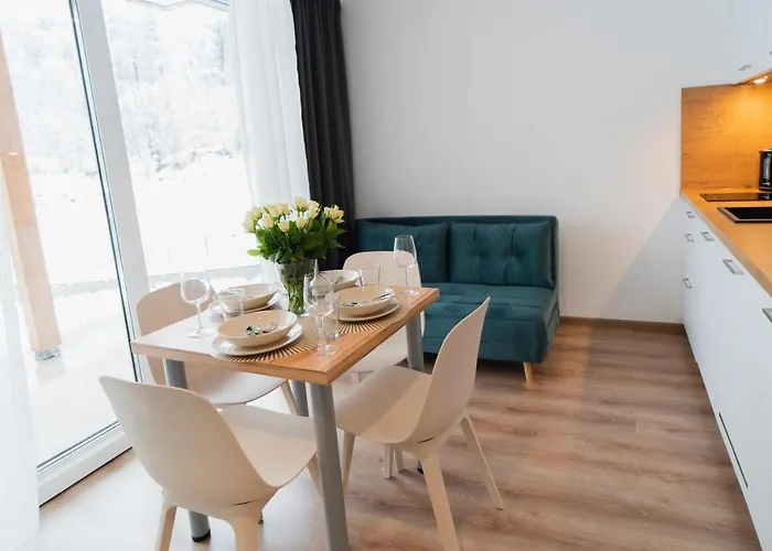 Swierkowy 5 Dolina Szczescia Invest شكلارسكا بوريبا